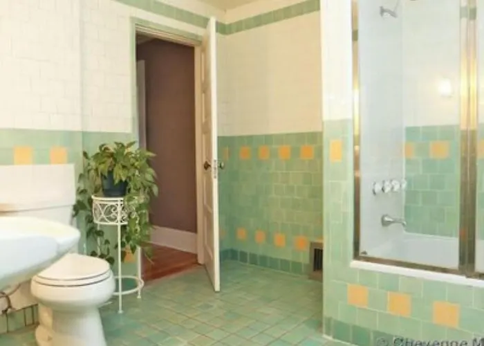 Villa Governors *
